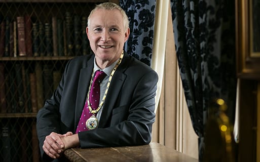 International Distinguished Scientist Award for College’s senior dentist