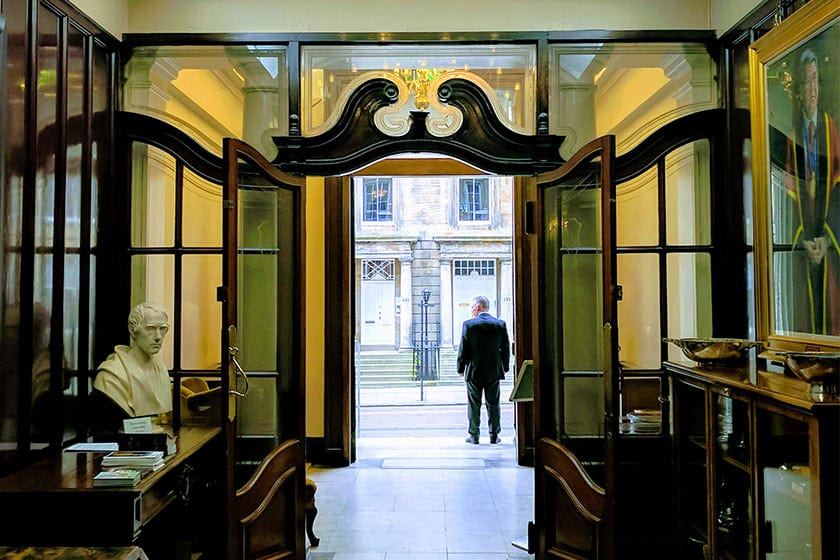 College calls for pensions changes to protect NHS